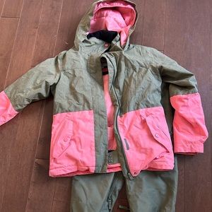 Girls ROXY ski coat/bib set
